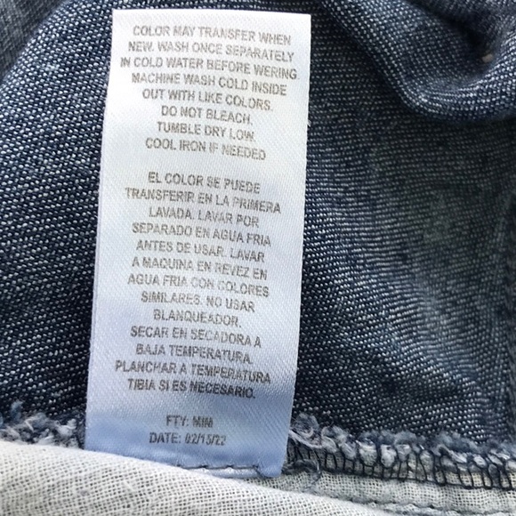 NWT Jolie & Joy Jeans by FCT Denim Distressed Bling Frayed Hem Jean Shorts 1X - Picture 16 of 16